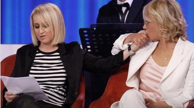Luciana Littizzetto e la lettera per Costanzo: Maria in lacrime