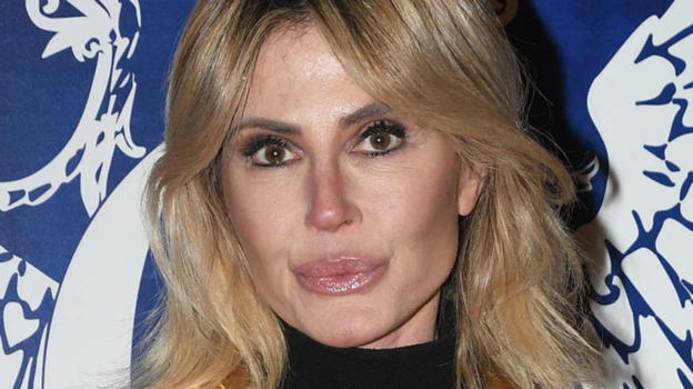 L’amata showgirl fa una brutta confessione sulla sua vita