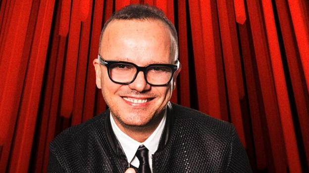 Gigi D’Alessio, fan scatenati: "È lui il nuovo conduttore"