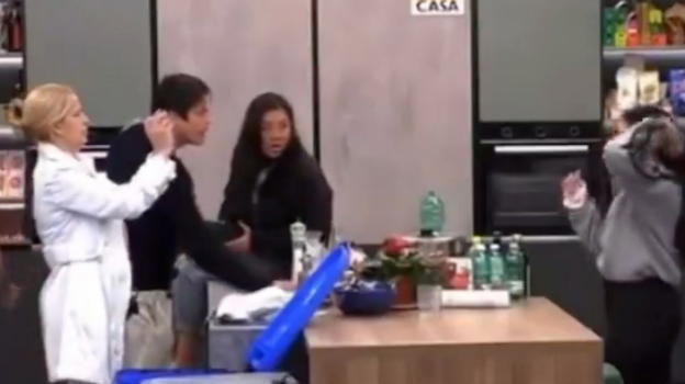 Grande Fratello, paura in Casa per la concorrente