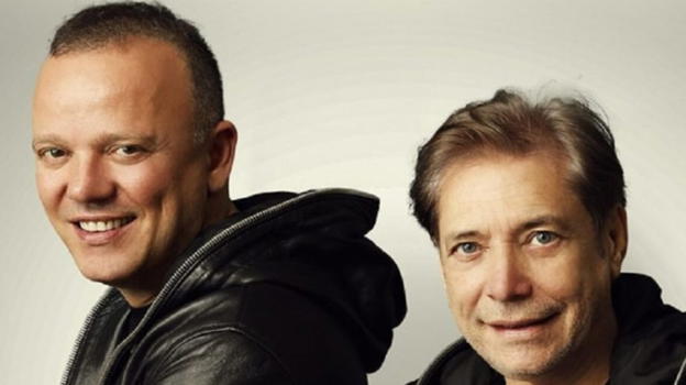"La brutta notizia del cantante italiano: "Colpito in casa"
