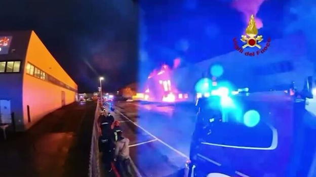 Italia, forte boato e soccorritori sul posto: si cerca tra le macerie