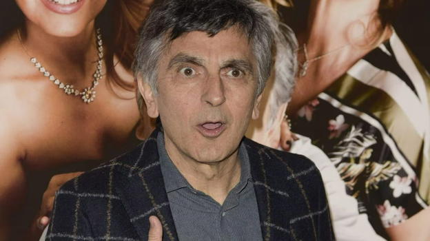Spunta un topo durante lo spettacolo in teatro: la reazione