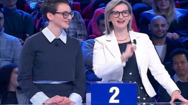 Affari Tuoi, gelo in studio: pubblico inferocito per la scelta di Ilaria