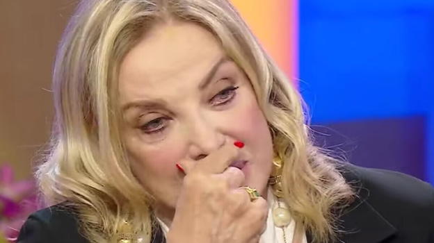 "Stava cosi bene". Simona Izzo, fan in lacrime
