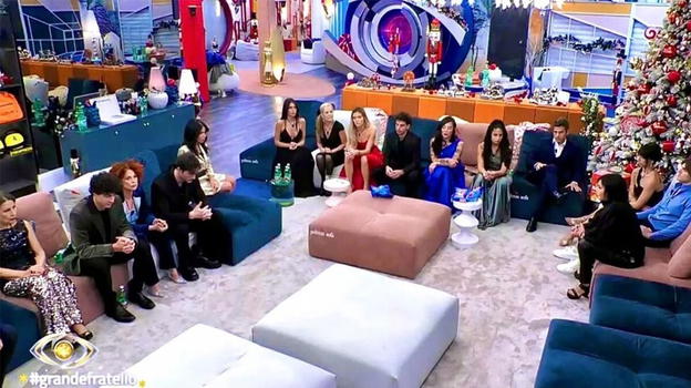 Grande Fratello, chiede 10mila euro per una serata in discoteca