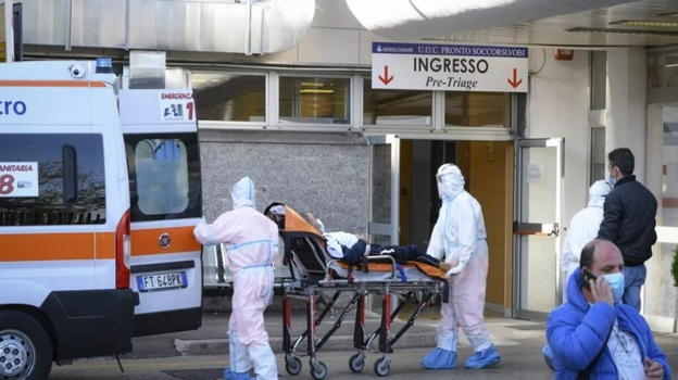 Pronto soccorso preso d’assalto da centinaia di persone: numerosi ricoveri
