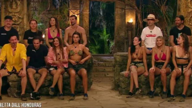 L’Isola dei Famosi, c’è già il primo ritiro dal programma