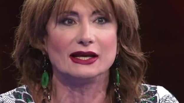 Isola dei famosi, Mediaset incredula: il triste annuncio