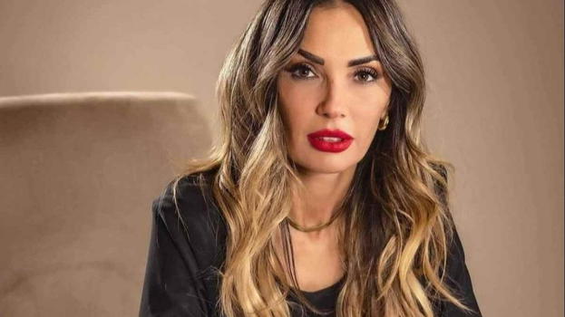 Ida Platano, i fan non trattengono l’emozione. Il video annuncio: la scelta è…