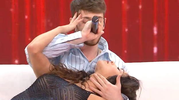 Raimondo Todaro, una furia per quel gesto sulla moglie