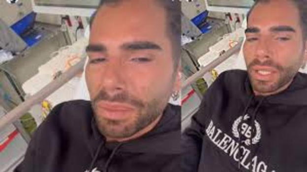 Federico Fashion Style colpito in treno finisce in ospedale: le sue condizioni
