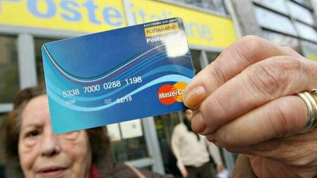 Nuova social card, 460 euro per una platea più larga