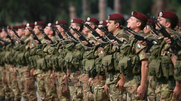 Leva militare obbligatoria, la decisione del governo