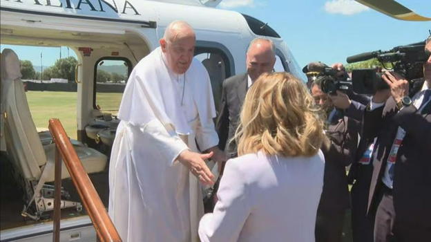 Cosa ha detto Papa Francesco alla Meloni appena l’ha vista