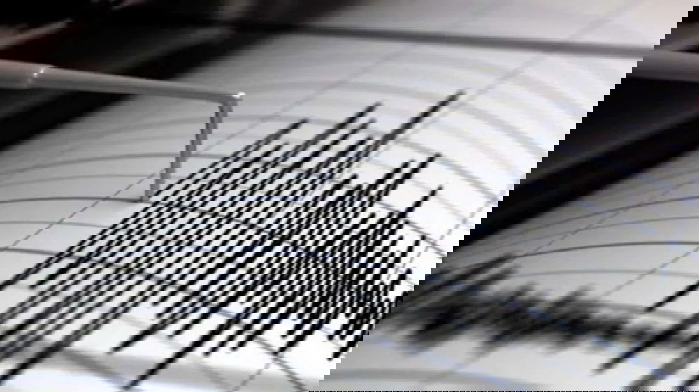 Terremoto in Italia, forte scossa nella notte