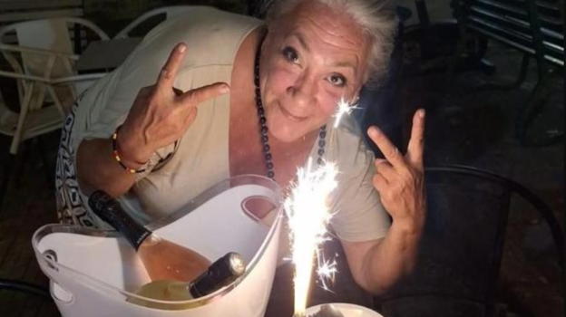 Ciao Simona, R.I.P. Festeggia il compleanno, poi il dramma