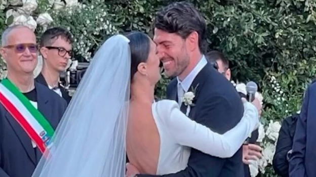 Cecilia e Ignazio, non si parla d’altro che del grande assente al matrimonio