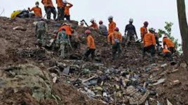 "E’ franato tutto". Decine di persone hanno perso la vita e numerosi dispersi
