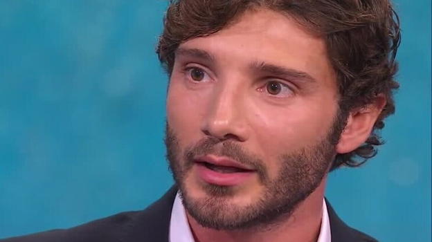 Stefano De Martino si sposa a sorpresa: l’annuncio poco fa