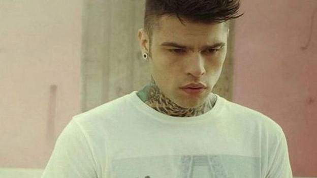Fedez e il ricovero in ospedale, il medico rompe il silenzio