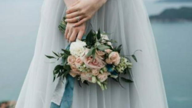 Sposa arriva in chiesa e non trova nessuno: non c’erano sposo e invitati