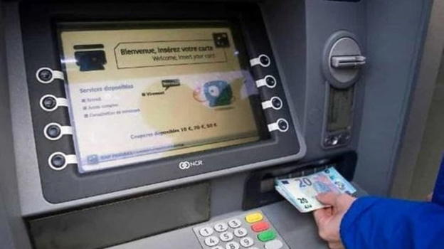 Bancomat, impossibile prelevare: sportelli bloccati