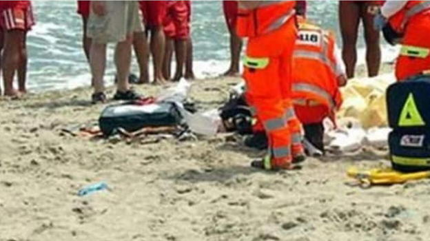 Italia, è successo in spiaggia: ci sono decessi