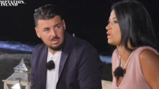 Lino e Maika, dopo il secondo falò con Alessia lei si presenta e..