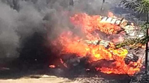 Italia, incendio  sta per divorare le case: persone in fuga