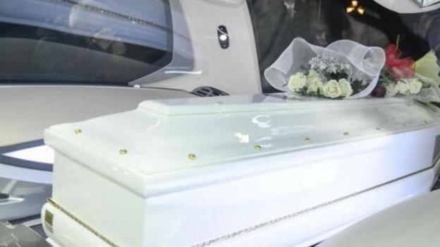 Ragazza 17enne incinta di 8 mesi perde la vita