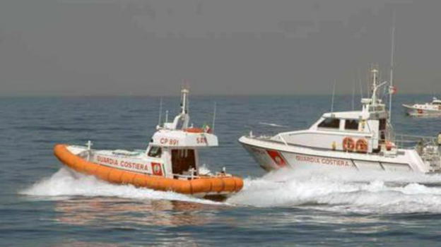 Barca a vela, trovati i corpi di 2 dispersi: l’atroce ritrovamento