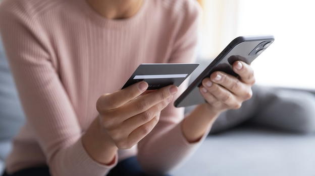 Vinted e Wallapop, multe in arrivo per chi ha venduto abiti di seconda mano