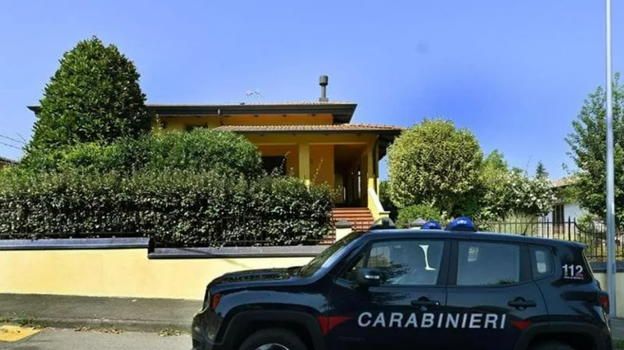 Neonato trovato senza vita in un giardino: la scoperta sulla mamma