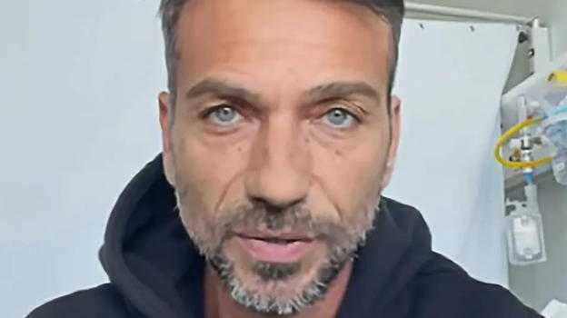 "Ora è più vicino a Dio". Costantino Vitagliano, la notizia poco fa