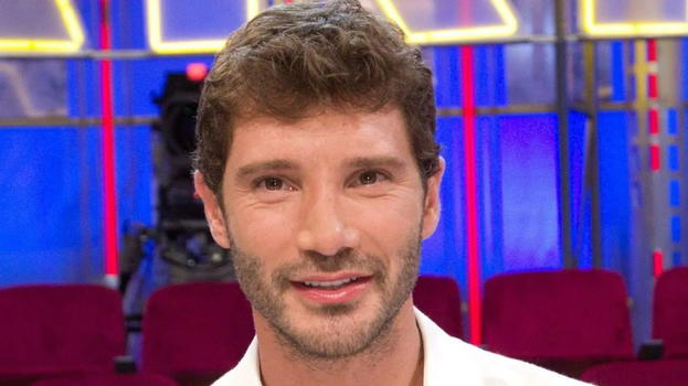 Affari Tuoi, ecco cosa è accaduto alla prima puntata di Stefano de Martino