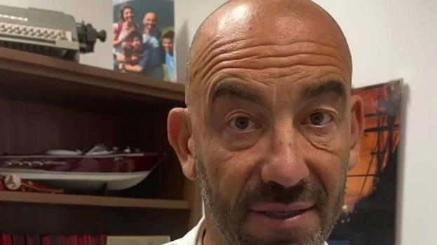Matteo Bassetti avvisa: "Altro che Covid, dovete subito vaccinarvi contro il…