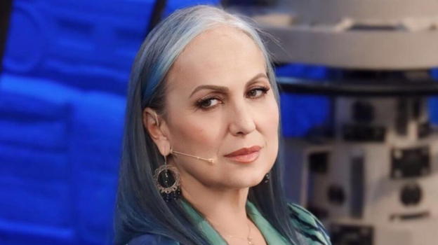 Clamoroso addio ad Amici: "Lascia per colpa della Celentano"