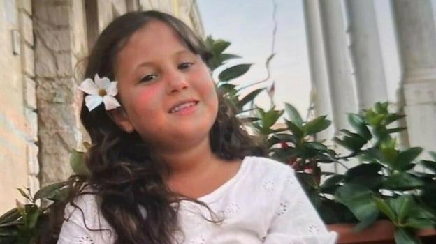 Bimba di 6 anni deceduta sull’altalena: la mamma rompe il silenzio