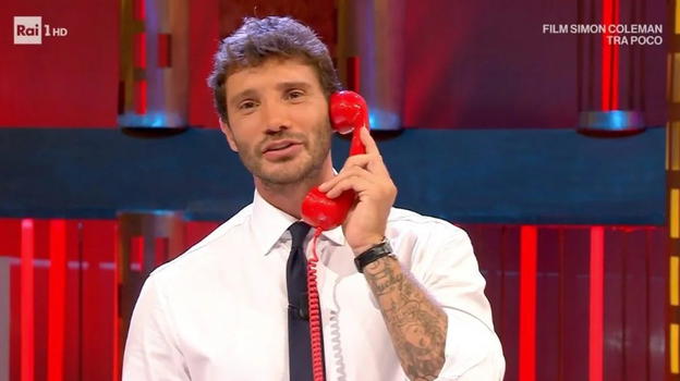 Affari Tuoi, arriva lo Stop ufficiale a Stefano De Martino