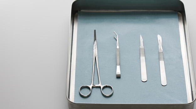 Bimba di 8 anni in ospedale: "È caduta" Ma i medici scoprono che è stata..
