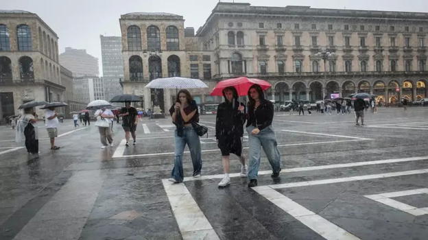 Meteo, nuova allerta per 10 regioni italiane