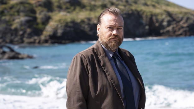 Stefano Fresi, un infarto ha colpito il commissario Kostas