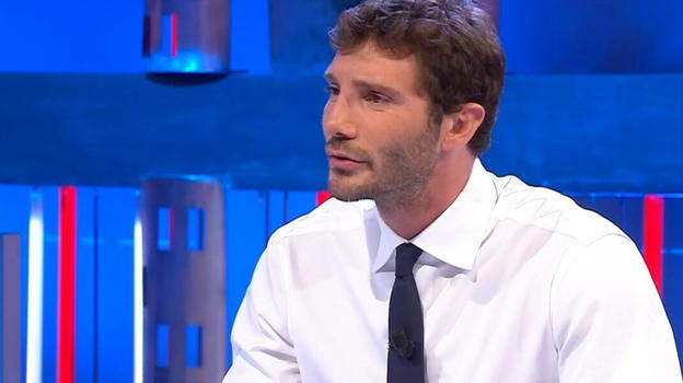 Affari Tuoi, incidente hot in diretta Tv: pubblico sconvolto