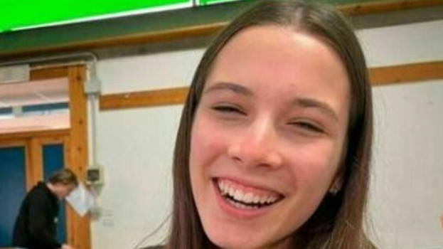 Anna trovata senza vita nel suo letto a 17 anni: cosa si è scoperto