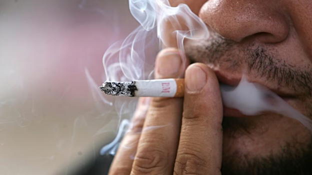 La tremenda notizia per chi fuma: arriva la stangata