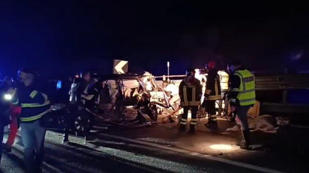 Autobus contro auto, la causa: ecco cosa sappiamo