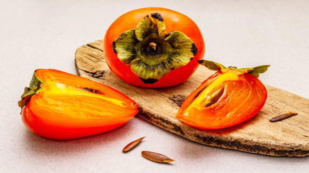 Cosa nascondono i semi dei cachi? Scopri l’antica profezia dell’inverno