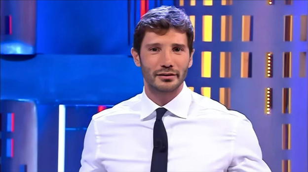 Stefano De Martino lascia il programma, la decisione sconvolge i fan