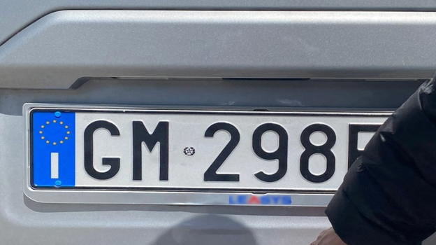 Addio alle targhe delle auto, grandi novità per gli automobilisti